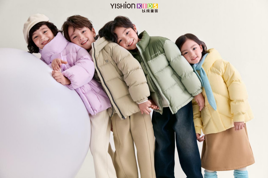 告别家长穿衣焦虑！以纯抗菌羽绒 + 牛仔承包孩子四季健康