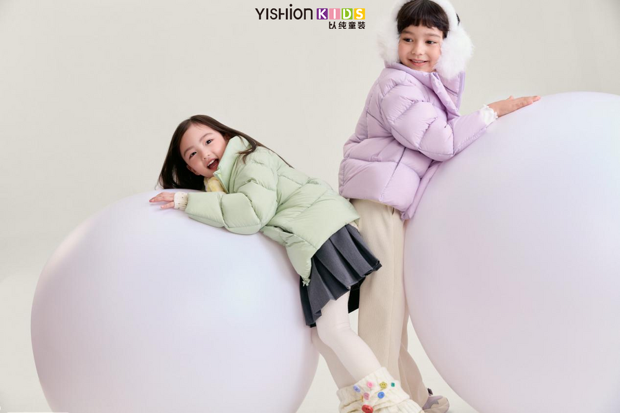 告别家长穿衣焦虑！以纯抗菌羽绒 + 牛仔承包孩子四季健康