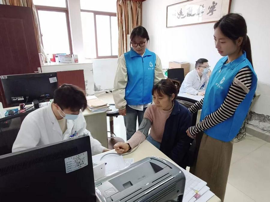 4、陪诊师陪用户看医生3