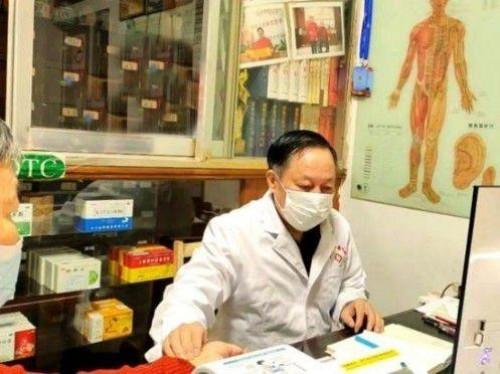 精研辨证点穴疗法 名中医钱国锋攻克筋骨疑难病症